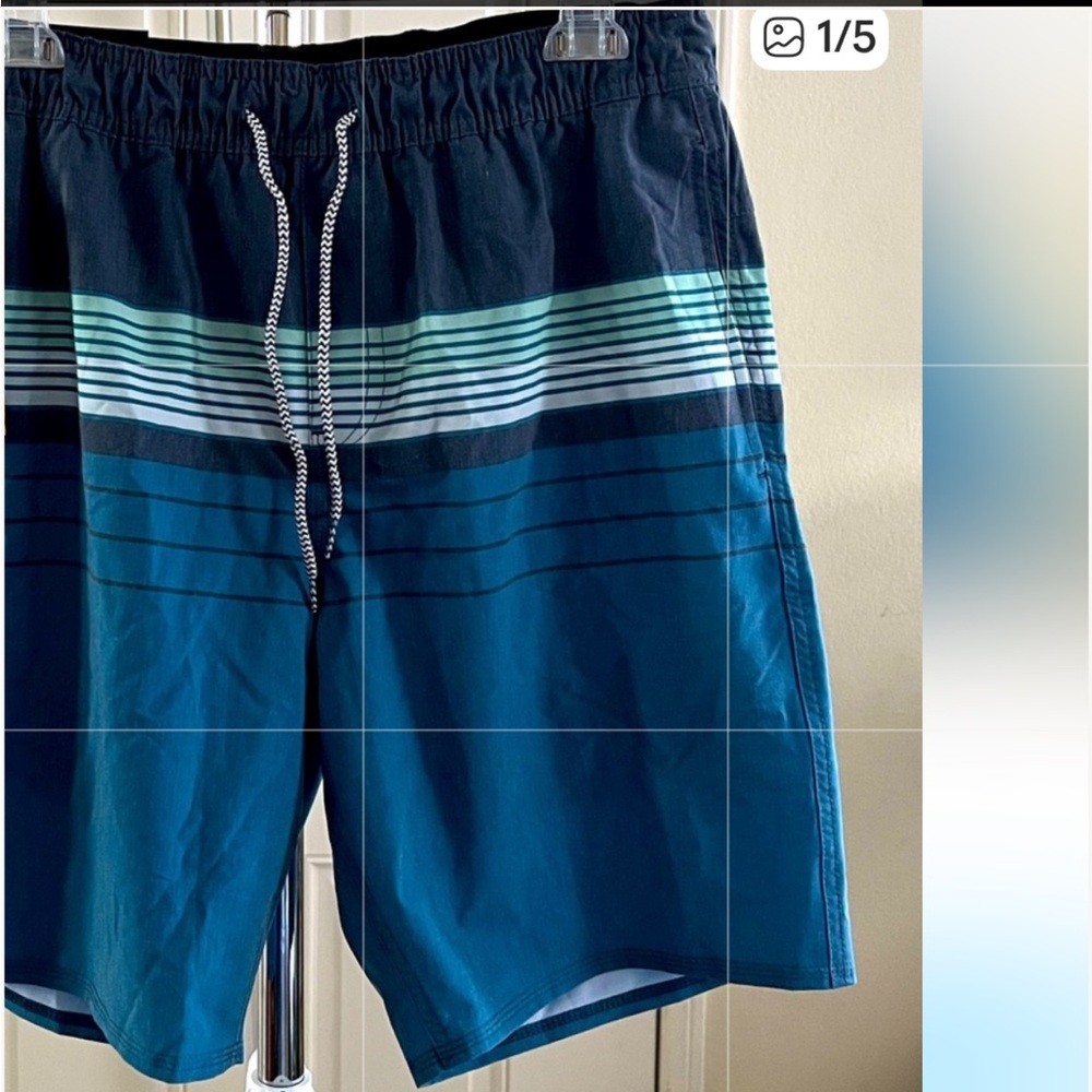 Hang Ten Teal and Navy Elastic Waist Board Shorts
